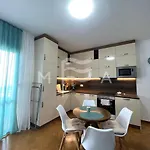 Apartman Sunset Paradise Golem