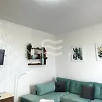 Sunset Paradise Apartman Golem